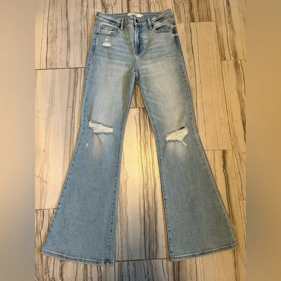 Like New Buckle Hidden Jeans Happi High Rise Flare Jean - Picture 2 of 14